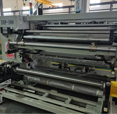 Máquina de reviravoltar de fenda branca com velocidade de trabalho máxima de 80 mm por minuto