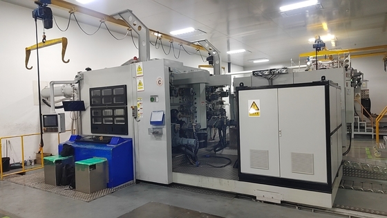 Equipamento de revestimento por enrolamento de óxido de alumínio Equipamento de enrolamento a vácuo de cobre / alumínio Equipamento de metalanização de revestimentos metálicos