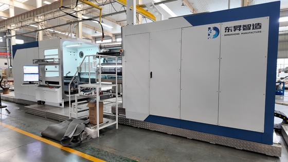 Metalização contínua em filmes PET e OPP com metalizador de vácuo de condensador